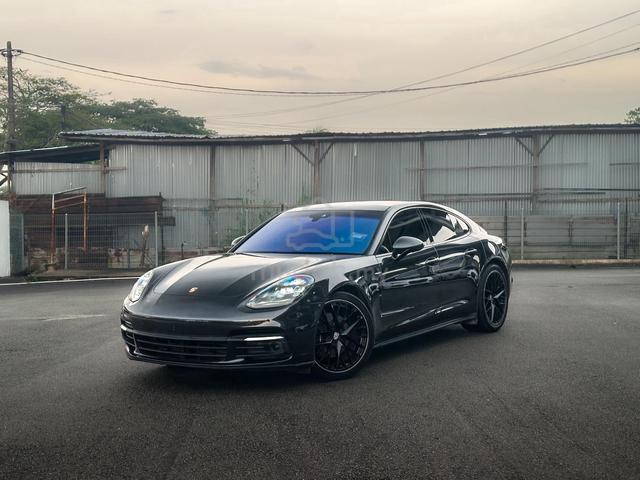 2019 Porsche PANAMERA 3.0 *RED LEATHER * SUNROOF - 2