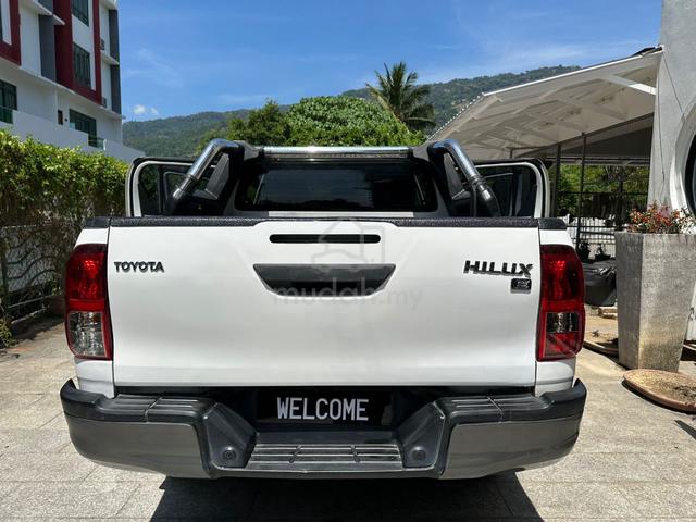 2024/23 Toyota HILUX 2.4 (A) PARK HOME ONLY 30KM - 3