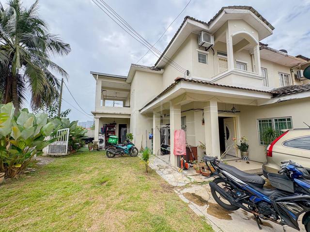 CORNER LOT! 2-Storey, Taman Equine Lestari Perdana 8, Seri Kembangan 1