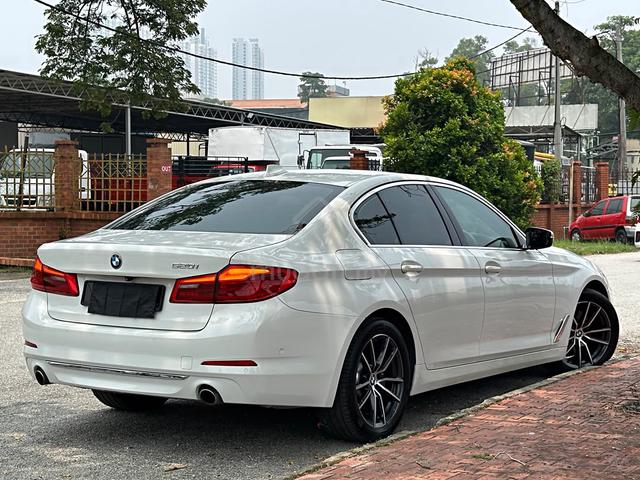 2019✨ Bmw 5 SERIES 520i 2.0 LUXURY G30 FACELIFT - 4
