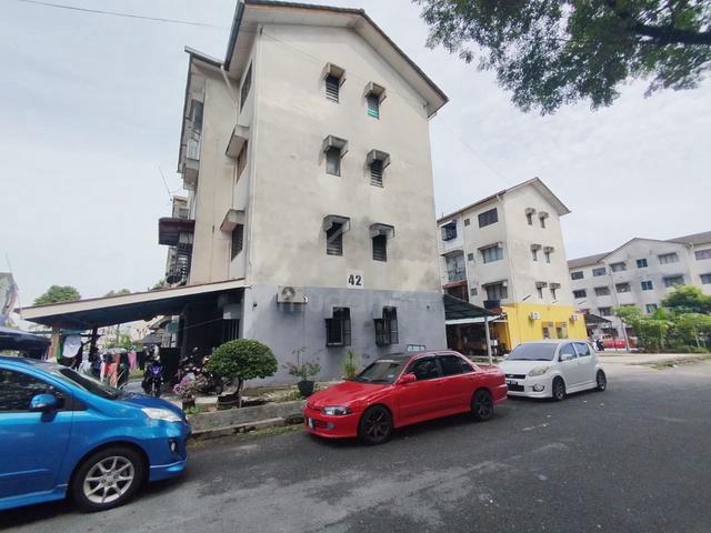 Flat Taman Alam Megah 1
