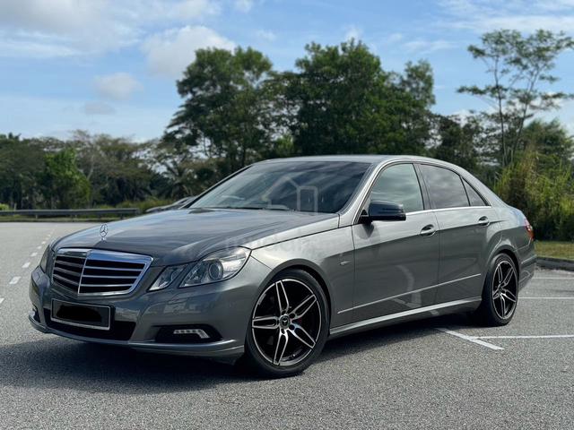 2010 Mercedes Benz E200 CGI AMG LINE - 1
