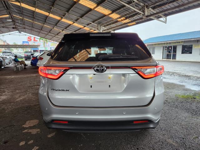 2020 Toyota HARRIER PREMIUM 2.0 (A) - 4