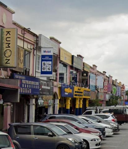 Retail Space on Ground Floor in Thriving Established Community 1