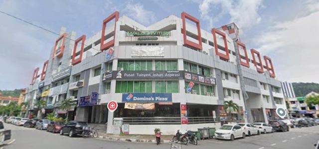 1.5 Commercial Shop Office Space at Kenari Avenue Sungai Ara For Rent 1