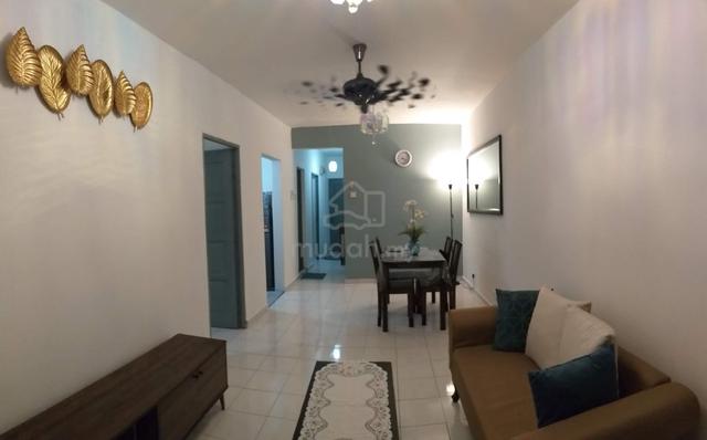 Impian Apartment 1