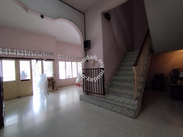 FULL LOAN Freehold Sungai Siput Town Big Double Storey Terrace house 3