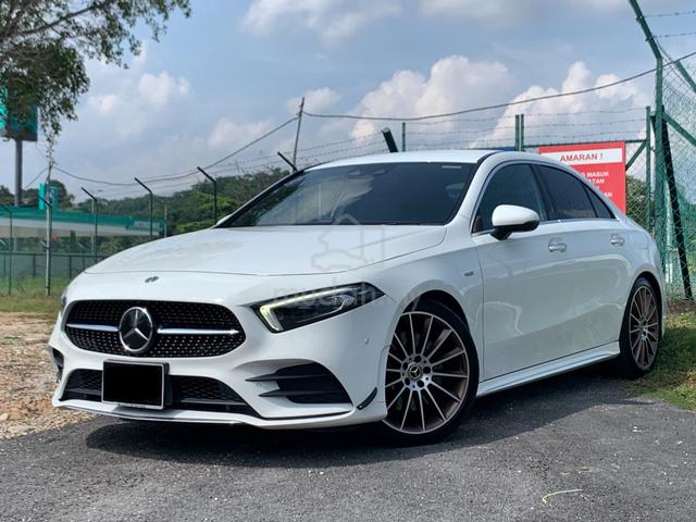 Mercedes Benz A250 2.0 AMG Sedan 4Matic 3LED REG23 - 2