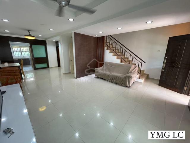 Bandar Botanic Klang 2 Sty AEON Mall LRT3 Fully Renovated & Furnished 1
