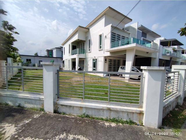 Partial Furnished, Corner Double Storey Hijayu 3, Bandar Sri Sendayan 1