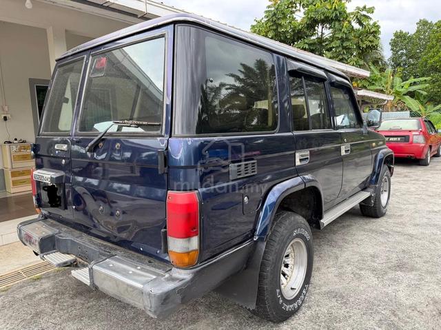 1995 Toyota LANDCRUISER 2.8 II (LJ79RV) (M) - 5