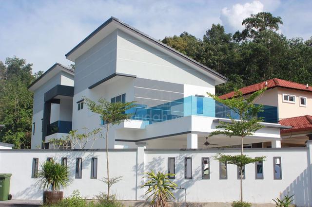 BENTONG Massive 5,500sqft Modern Home – Flood-Free Zone – RM5k 1