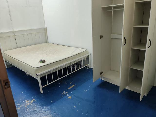 Beautiful Room at Taman Klang Utama, Klang 1