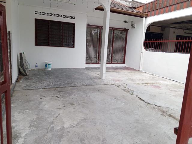 NICE AREA!!! Single Storey Telok Panglima Garang 1