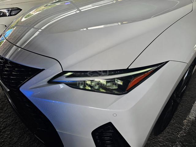 2024 Lexus IS300 2.0 F-SPORT GRADE 5A MILEAGE 9K - 2