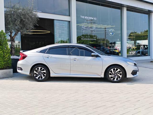 2018 Honda CIVIC 1.8 I-VTEC (A) - 4