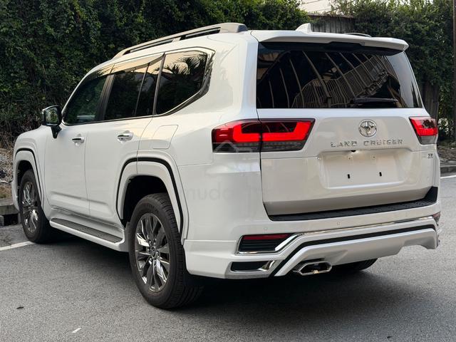 6A 717KM BLACK SEAT 2025 Toyota LANDCRUISER 3.4 ZX - 5