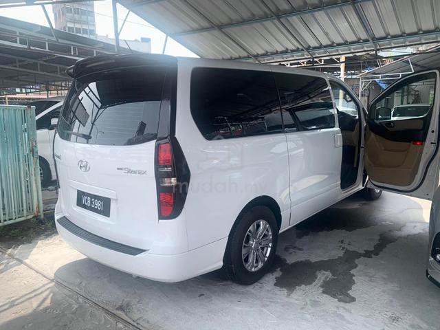2018 Hyundai GRAND STAREX 2.5 ROYALE PREMIUM (A) - 4