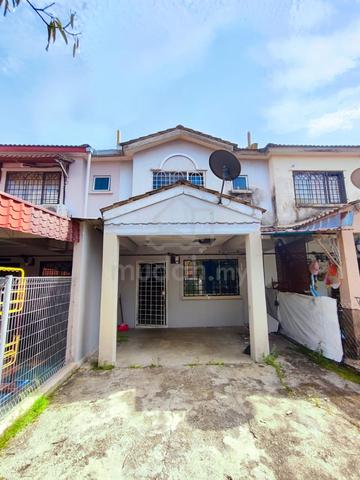Double Storey Blok 28 Green Valley Park, Bandar Tasik Puteri, Rawang 1