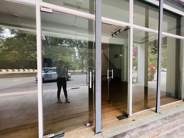 Ground Floor Shoplot @ Muzaffar Height, Ayer Keroh 1
