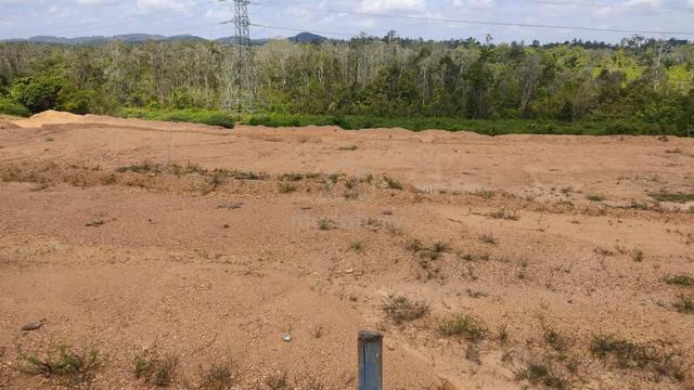 Tanah Kediaman Atas Bukit 1
