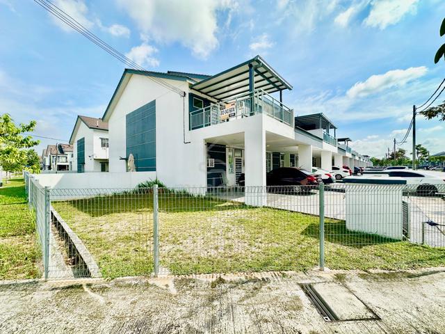 Corner Townhouse Kita Bayu Cybersouth 1
