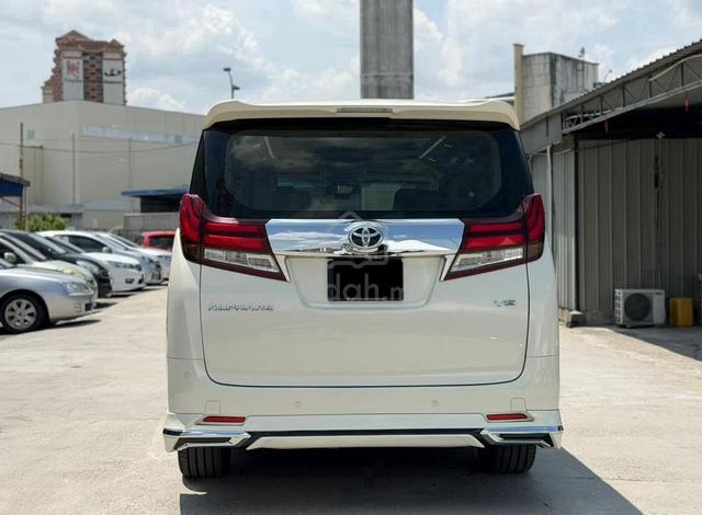 LOCAL SPEC SUNROOF 2016 Toyota ALPHARD 3.5 V6 (A) - 4