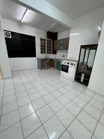 Vista Condominium 1