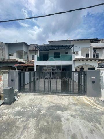 Original Condition 2 Storey Corner Taman Skudai Baru Jalan Hang Tuah 1