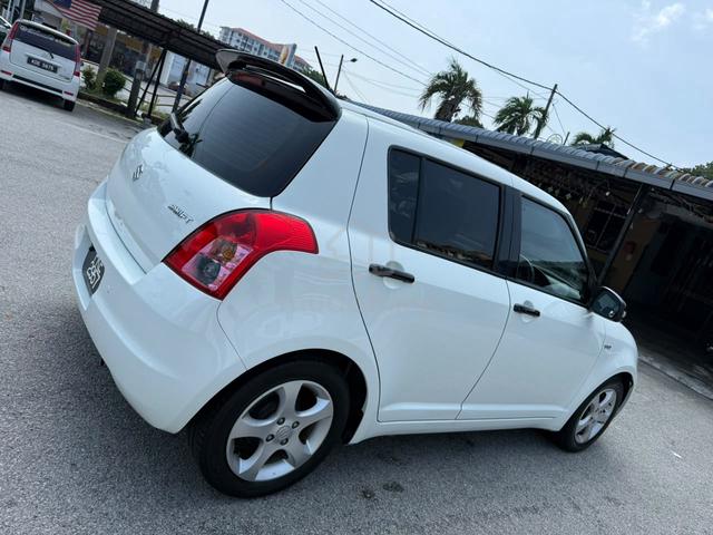 Keyless Entry 2011 Suzuki Swift 1.5 Auto Full Spec - 3