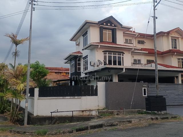 Kingfisher Ujana 2.5 Semi D End Corner 1