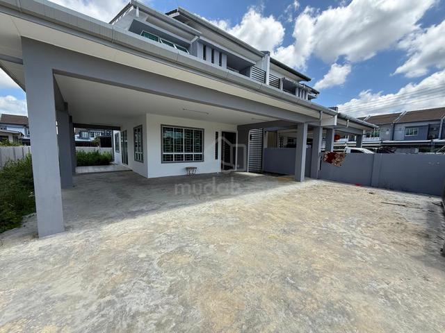 UNI CENTRAL DOUBLE STOREY SEMI DETACHED FOR SALE At KOTA SAMARAHAN 1