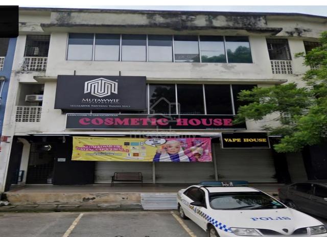 Ground floor shoplot Bandar Seri Putra kajang bangi selangor 1
