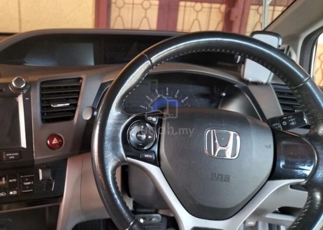 2014 Honda CIVIC 1.8 S (A) - 4