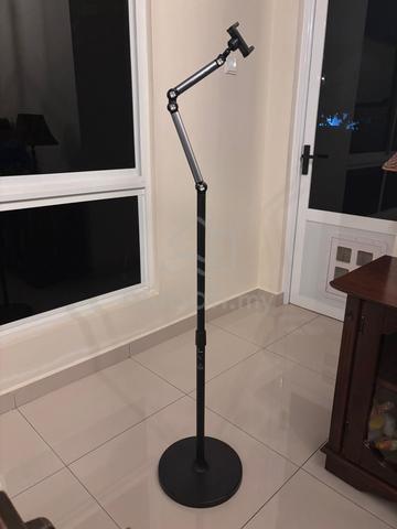 Tripod - photo 5 of 6