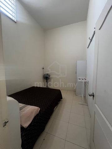 Room for rent 1