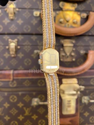 Carousel Image