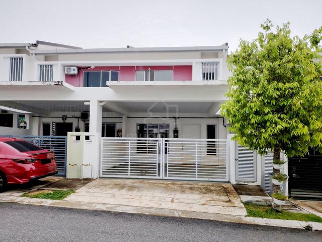 2-Storey Terrace Intermediate @ Tiara Sendayan, Negeri Sembilan 1