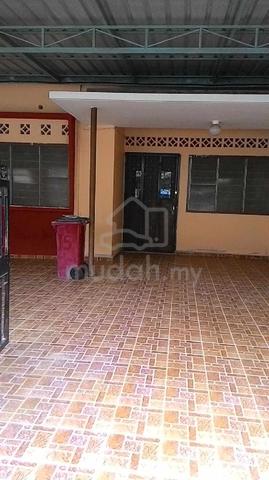 Single storey terrace house Segamat town for sales 1