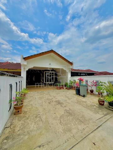 Rumah Open Facing & Luas Utk Dijual‼️ Taman Krubong Indah 1