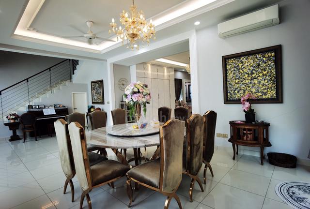SPACIOUS 3 Storey Zero Lot Bungalow Perdana Heights U10 Shah Alam 1