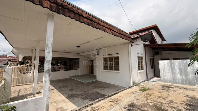 Semi D 1.5 Tingkat, Taman Pertama, Batu Berendam, Melaka 1