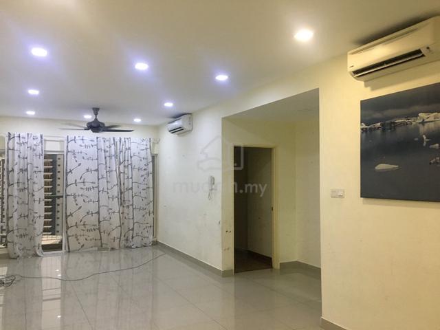 Metropolitan Square 1