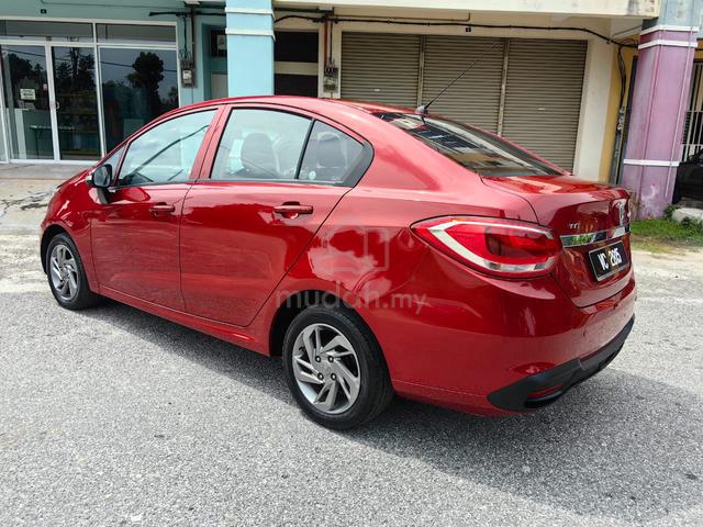 SPECIAL DEAL : P. Persona 1.6 Std (A)- 1 OWNER - 5