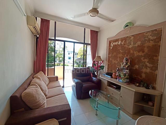 Ferringhi Mutiara Apartment 1