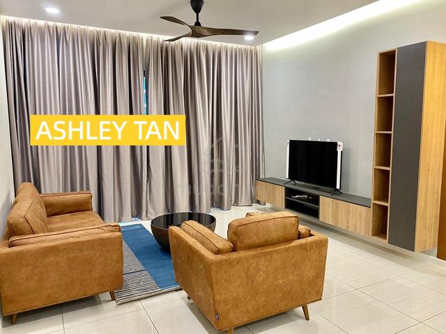 Queens Residences Q1 @ Queens Waterfront 1