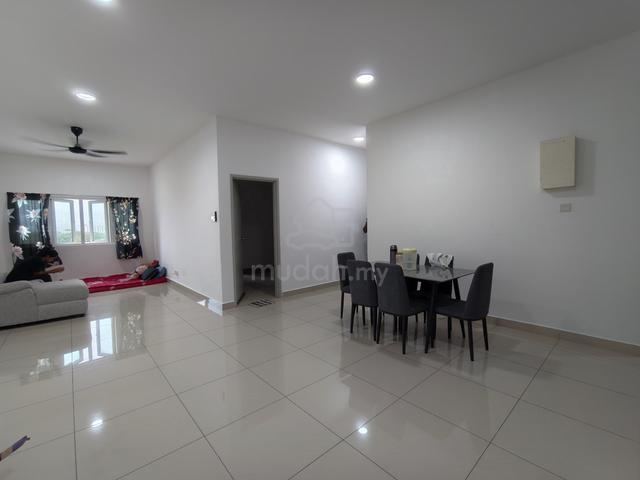Seasons Luxury Apartments @ Amara Larkin 1
