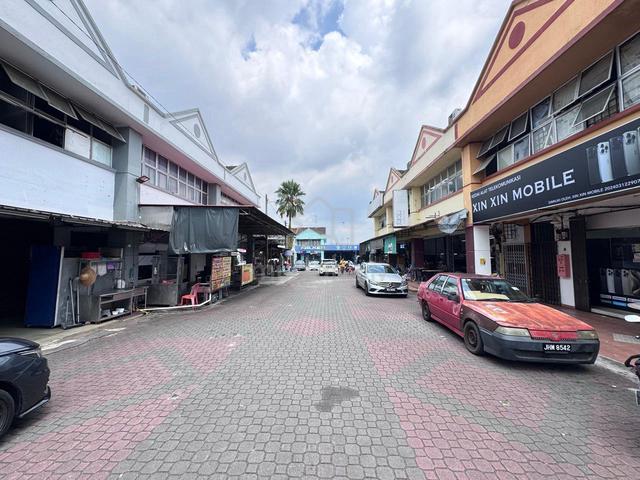Taman Universiti - 2 Storey Shop For Sale 1