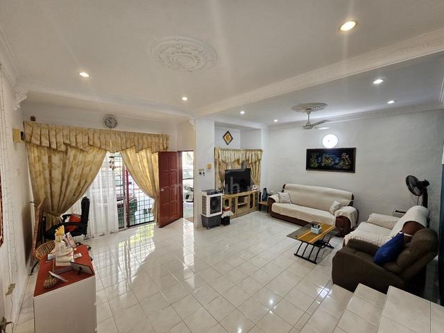 PRIME LOCATION 2 Storey House Renovated Taman Kota Laksamana 1