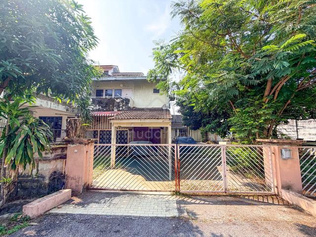 CORNER LOT Double Storey House Bandar Tun Razak Cheras KL Near LRT 1